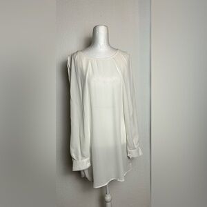 NEW MIILLA Elegant Women's Cream Blouse SIZE M